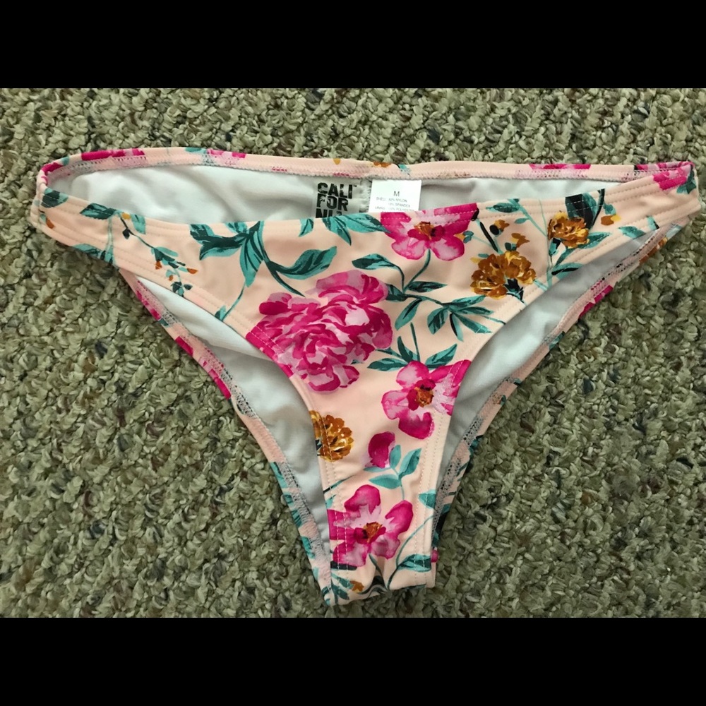 California swim bottoms juniors medium